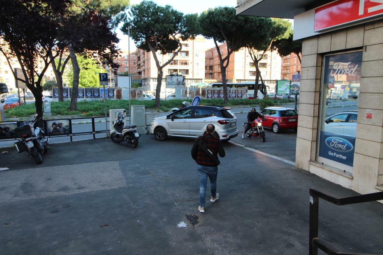 Star Of Rome Acomodação com café da manhã Exterior foto
