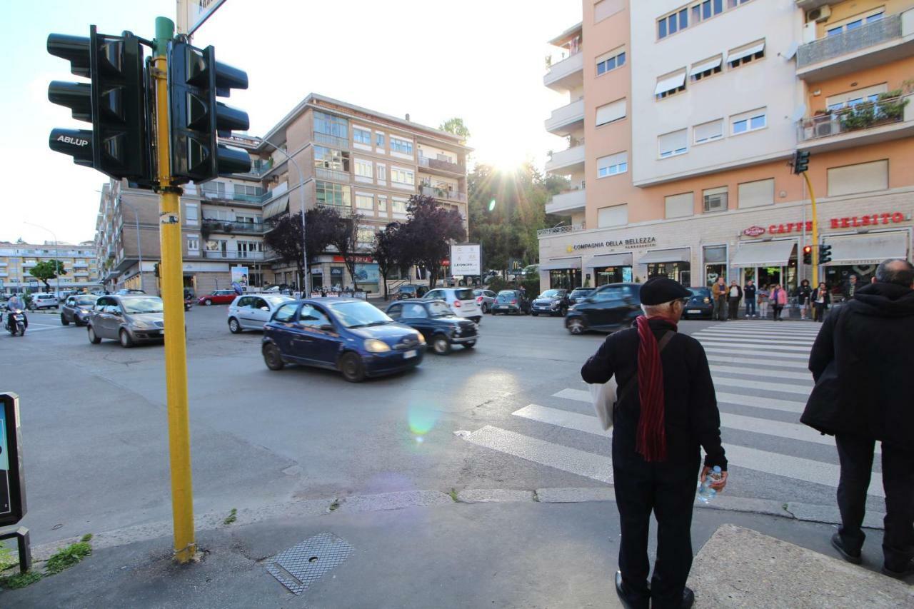 Star Of Rome Acomodação com café da manhã Exterior foto