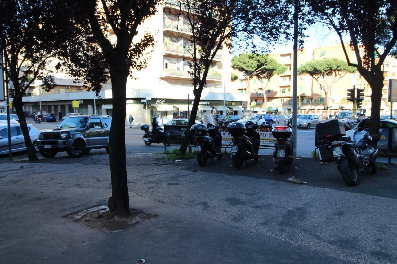 Star Of Rome Acomodação com café da manhã Exterior foto