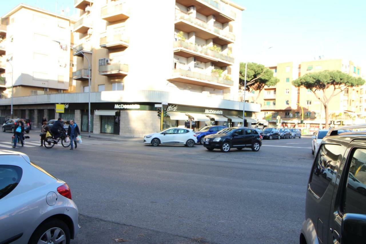 Star Of Rome Acomodação com café da manhã Exterior foto